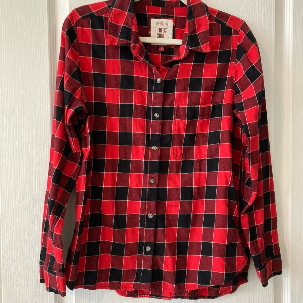 PERFECT SHIRT SOFT BUFFALO PLAID FLANNEL WOMEN SHIRT - MED/LG